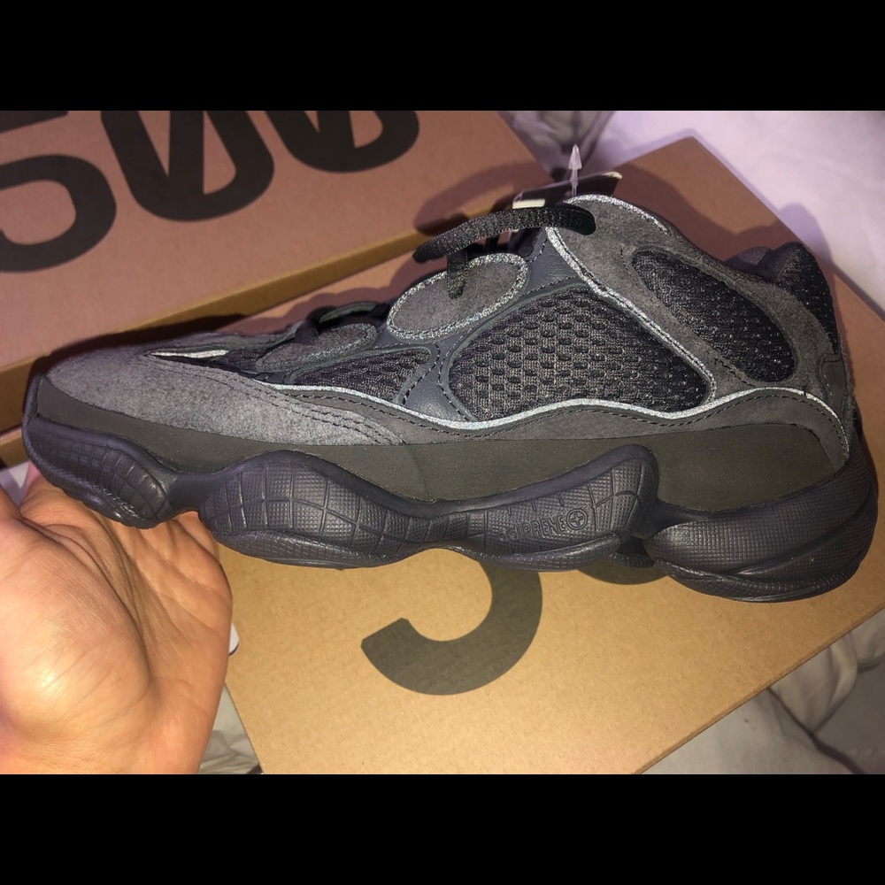 Yeezy 500s “Utility Black” Size 5 1/2